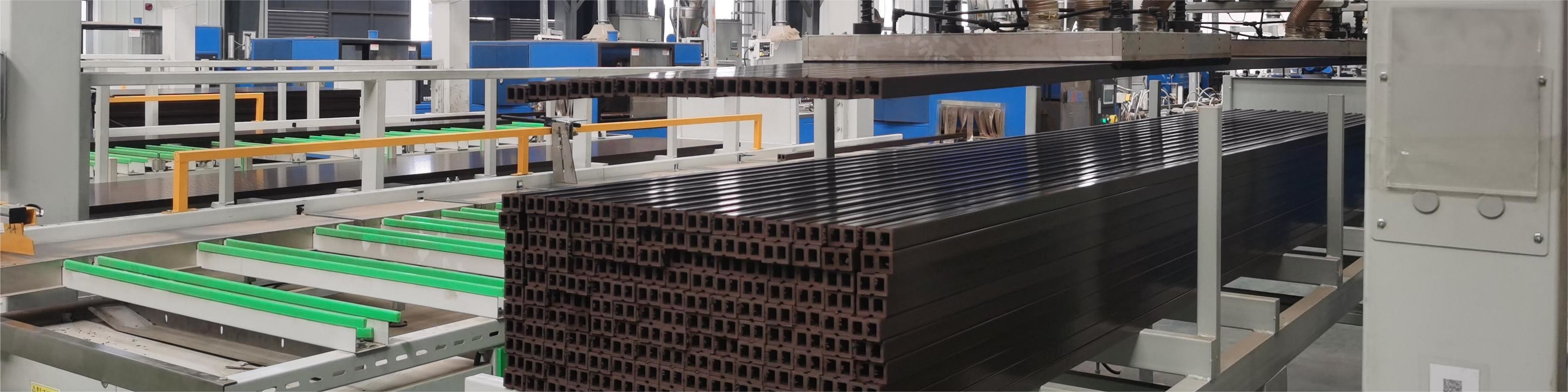 qualité Platelage de coextrusion WPC usine