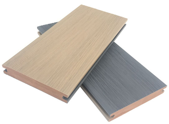 Bois composé de plancher de coextrusion de panneaux de Decking de la double couleur WPC 138x23 pour la terrasse