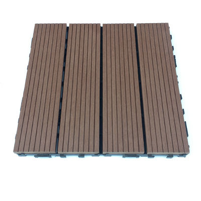 Plancher extérieur de clic de planche de Decking de carrelages de Woodgrain WPC 300x300mm