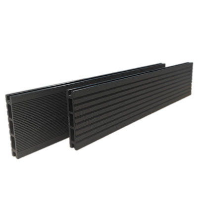 Planchers WPC étanche à l'épreuve de la solution longue et à faible entretien Longueur de surface de surface 5 m