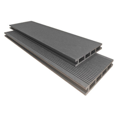 Élégant plancher WPC Red Outdoor Décorer pour l'espace naturel