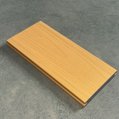 PANNEAUX WPC MÉTALLIQUES AVEC TERRASSE DE LUXE PATINE GLIMMER GOLD