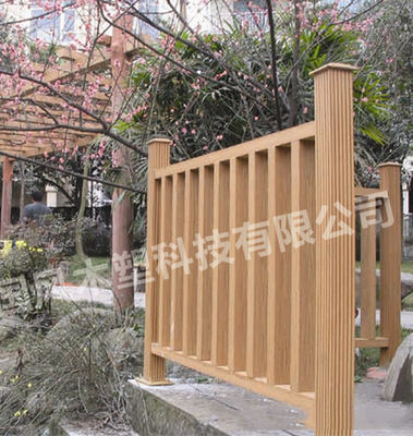 La barrière composée couverte 200*200mm a réutilisé le poteau de barrière de WPC