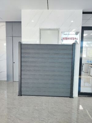 Cadre en aluminium WPC clôturant la sécurité à la maison extérieure de style de latte
