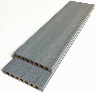 Échantillon gratuit anti-dérapant imperméable résistant aux UV couleur teck 140*23mm revêtement de sol composite extérieur coextrusion Wpc Decking