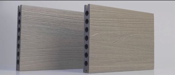 Composite en plastique en bois de revêtement de sol extérieur imperméable de Co-Extrusion WPC de platelage