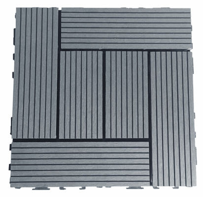 Le gris a poncé le Decking de verrouillage extérieur balayé par tuile de plate-forme de WPC 300x300