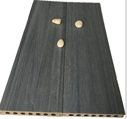 Composite en plastique en bois de revêtement de sol extérieur imperméable de Co-Extrusion WPC de platelage